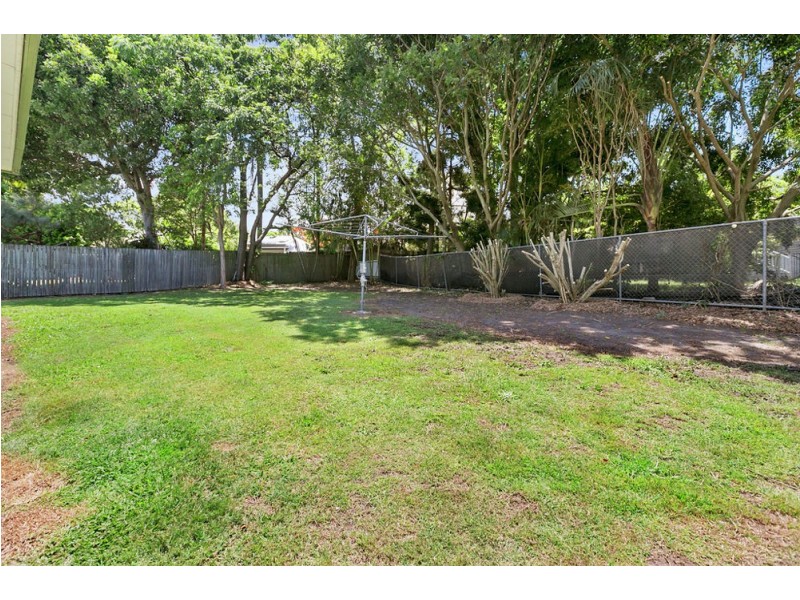 37 Roseberry pde, Wynnum West QLD 4178