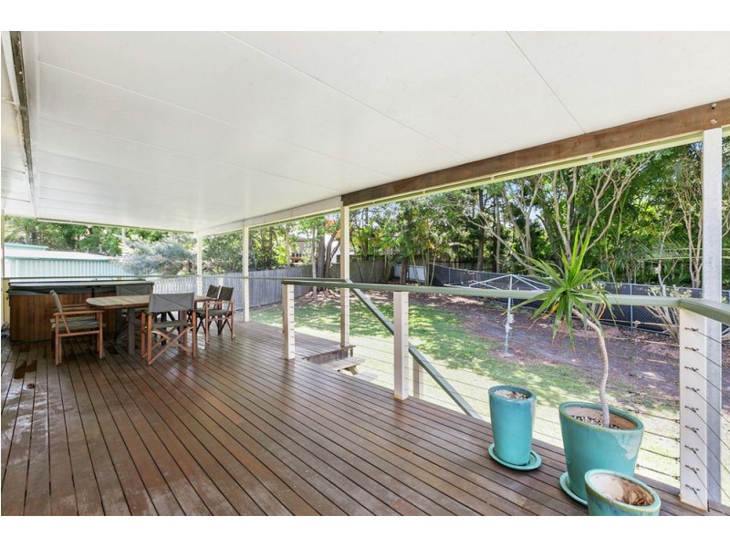 37 Roseberry pde, Wynnum West QLD 4178