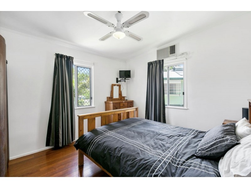 37 Roseberry pde, Wynnum West QLD 4178