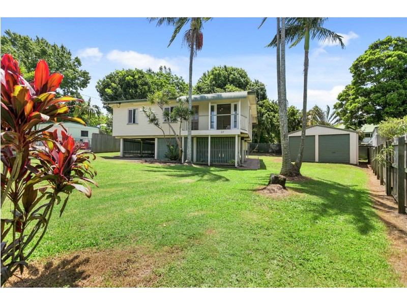 37 Roseberry pde, Wynnum West QLD 4178