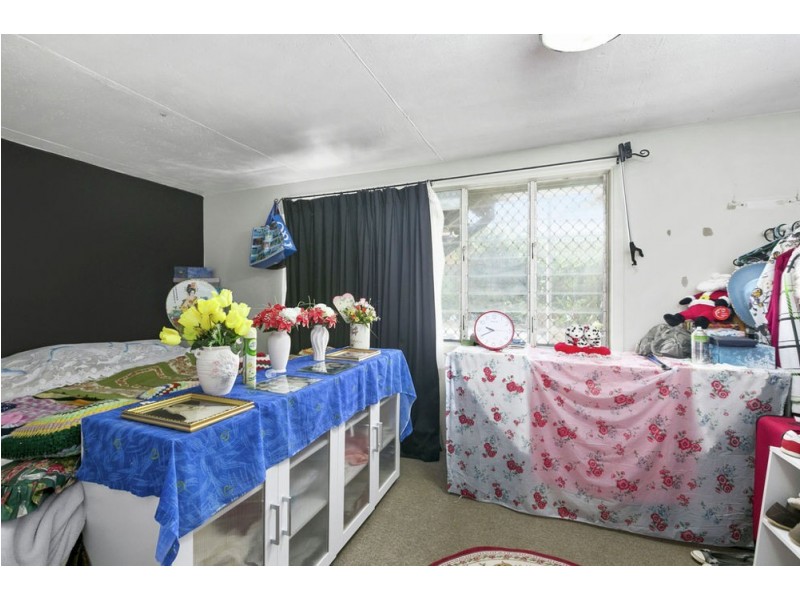 255 Wondall Rd, Wynnum West QLD 4178
