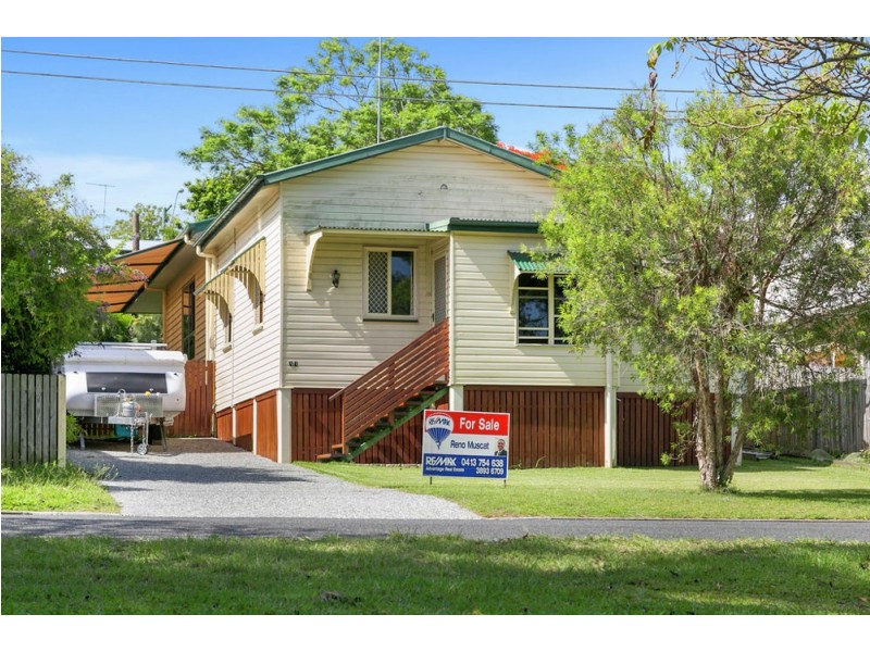 11 Raeburn St, Manly QLD 4179