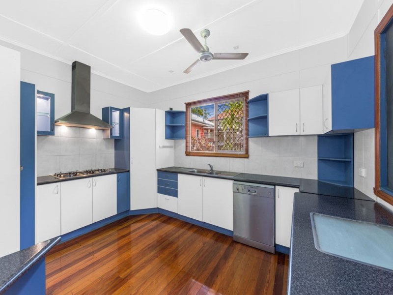 254 Whites Road, Lota QLD 4179