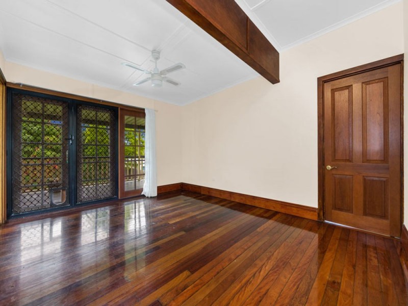 254 Whites Road, Lota QLD 4179