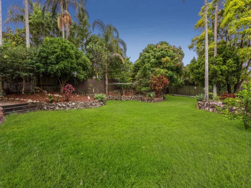 254 Whites Road, Lota QLD 4179