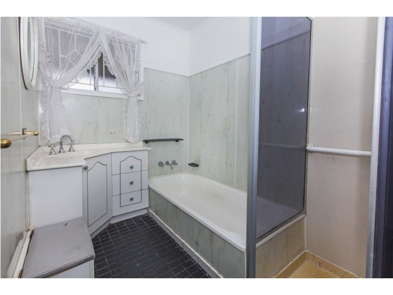 56 Malabar Street, Wynnum West QLD 4178