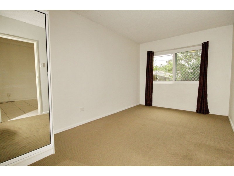 1/31 Robinson Street, Coorparoo QLD 4151
