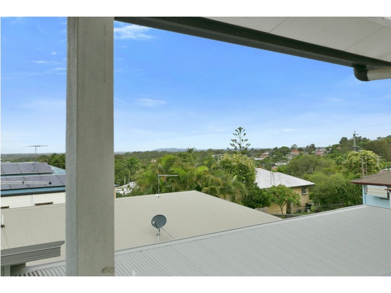 23 Whites Road, Manly West QLD 4179