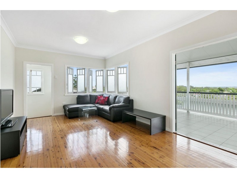 23 Whites Road, Manly West QLD 4179