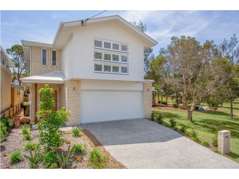 39 Curtis Street, Manly QLD 4179