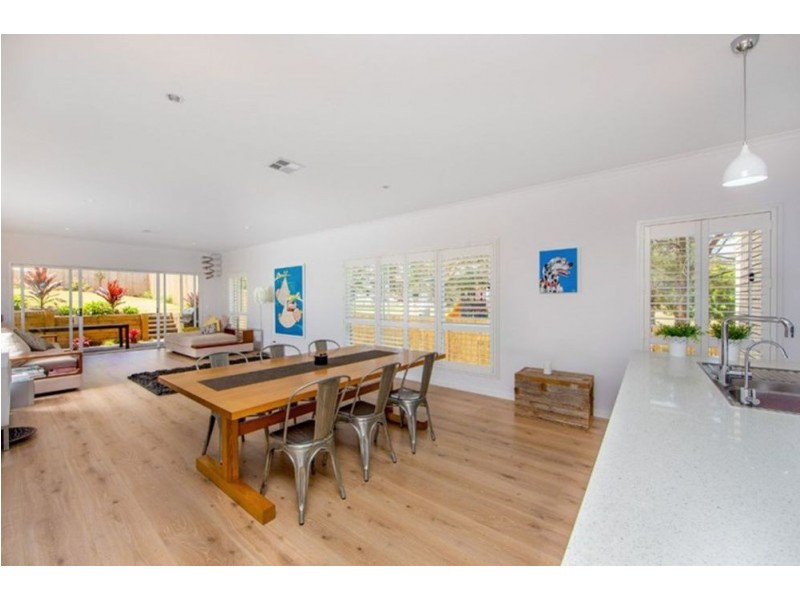 39 Curtis Street, Manly QLD 4179