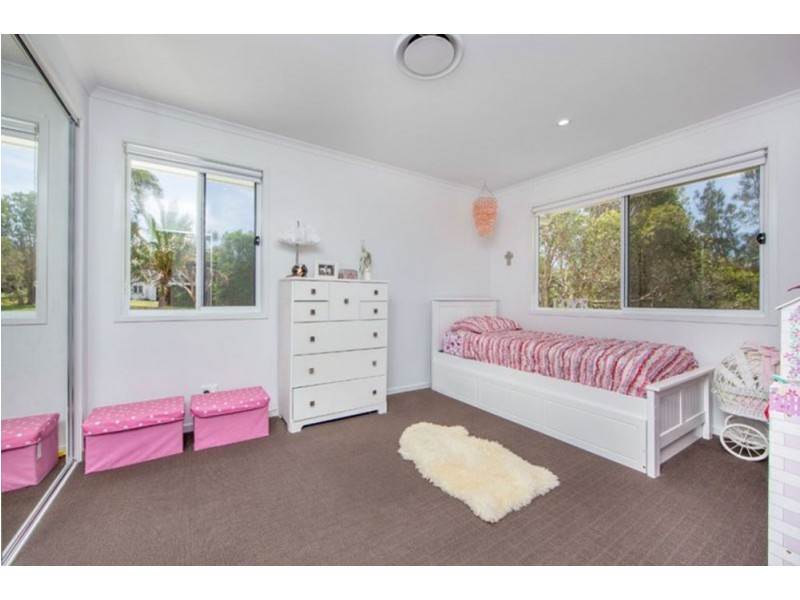 39 Curtis Street, Manly QLD 4179