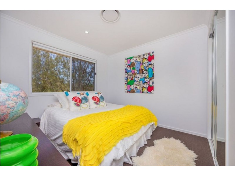 39 Curtis Street, Manly QLD 4179