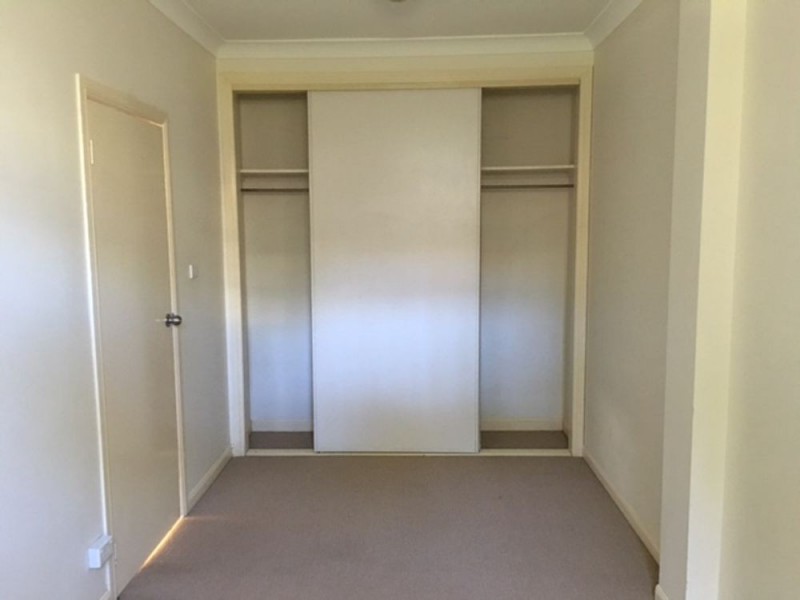 25 Bernays Road, Wynnum West QLD 4178