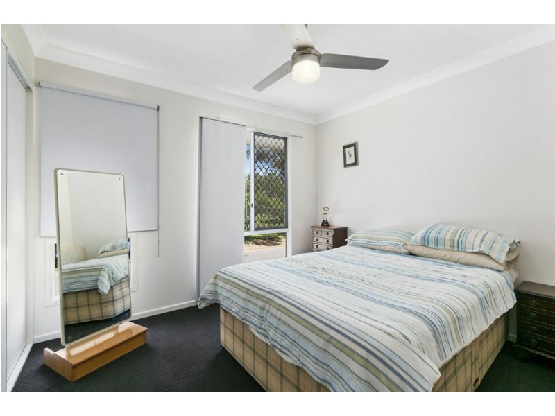 36 Crawford Rd, Wynnum West QLD 4178