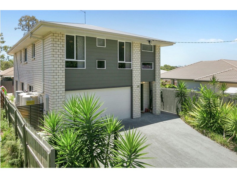 36 Crawford Rd, Wynnum West QLD 4178