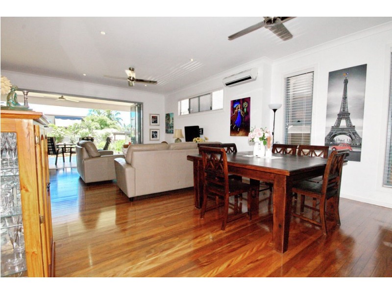 37 Cedar Street, Wynnum QLD 4178