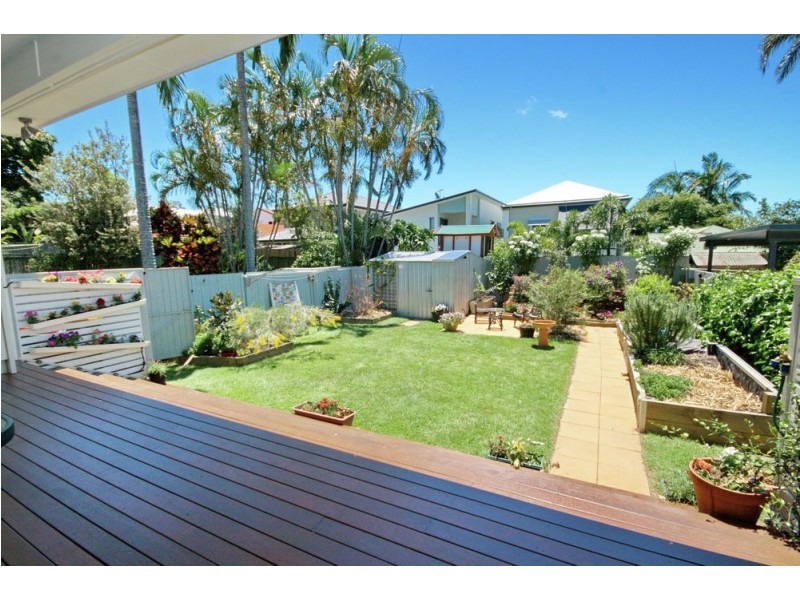 37 Cedar Street, Wynnum QLD 4178