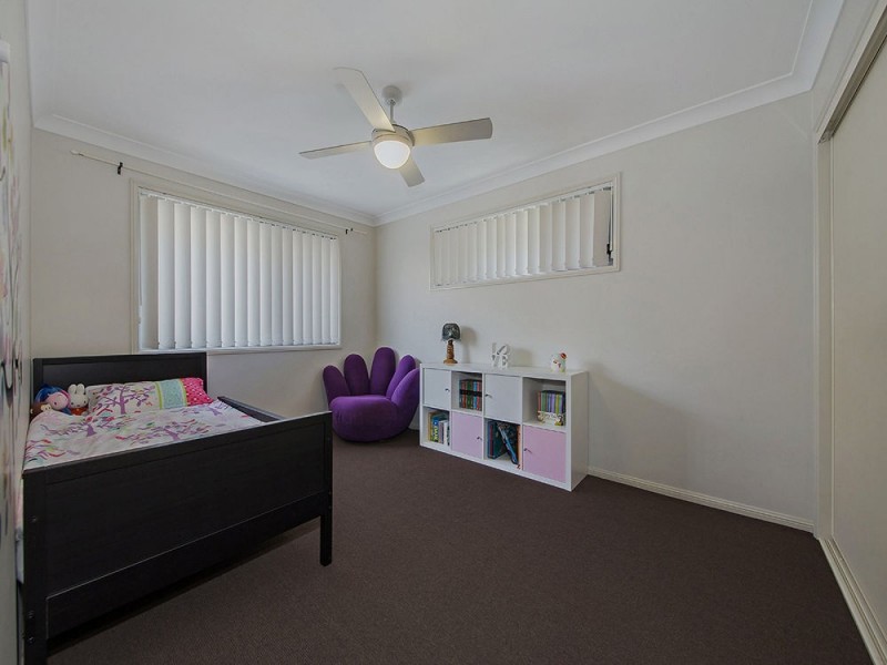 10 Rymera Crescent, Gumdale QLD 4154