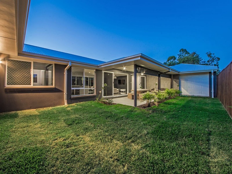 58 Feathertail Place, Wakerley QLD 4154