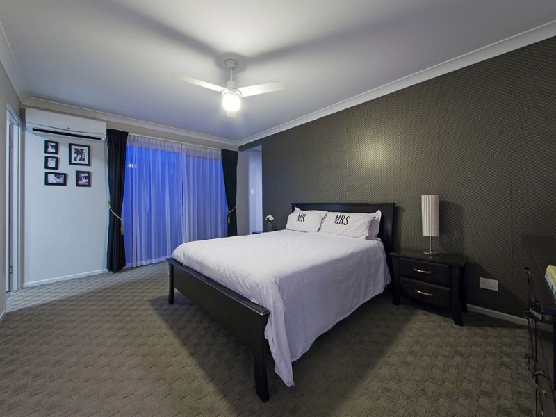 58 Feathertail Place, Wakerley QLD 4154