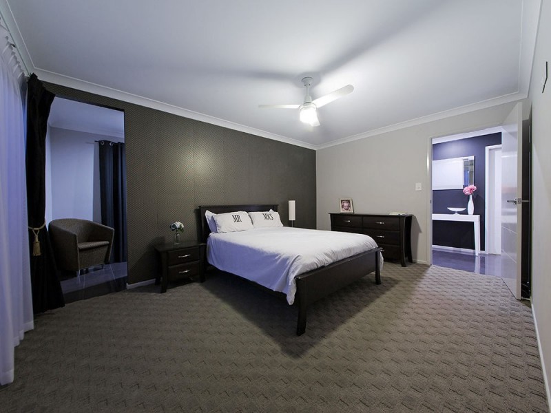 58 Feathertail Place, Wakerley QLD 4154