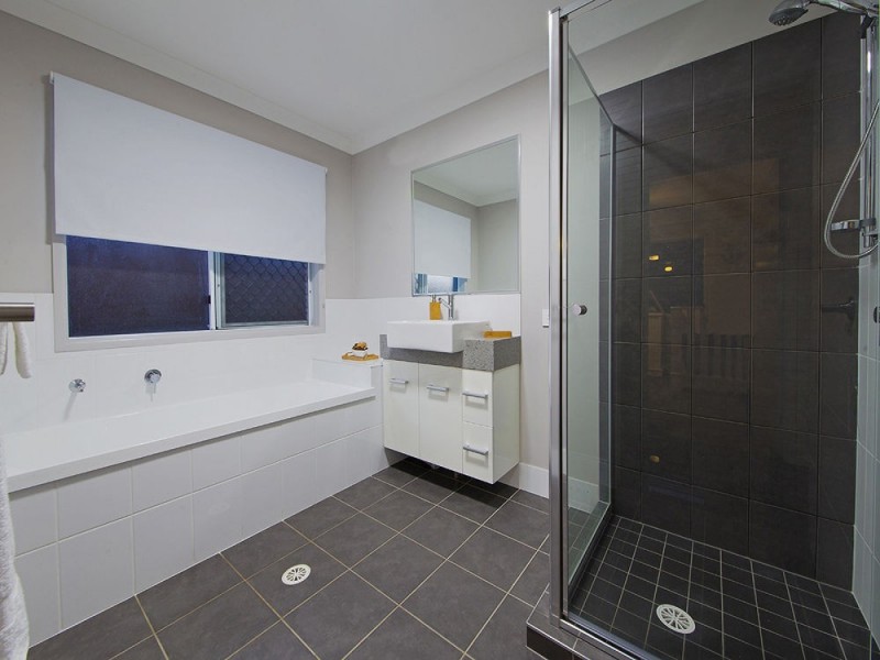 58 Feathertail Place, Wakerley QLD 4154