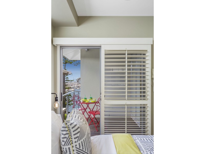 491 Royal Esplanade, Manly QLD 4179