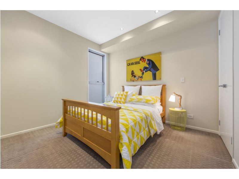 491 Royal Esplanade, Manly QLD 4179