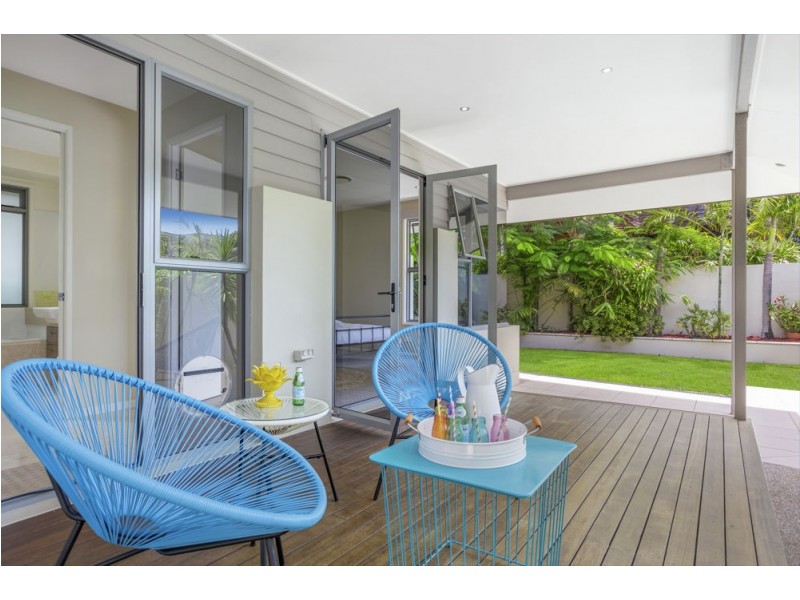 491 Royal Esplanade, Manly QLD 4179