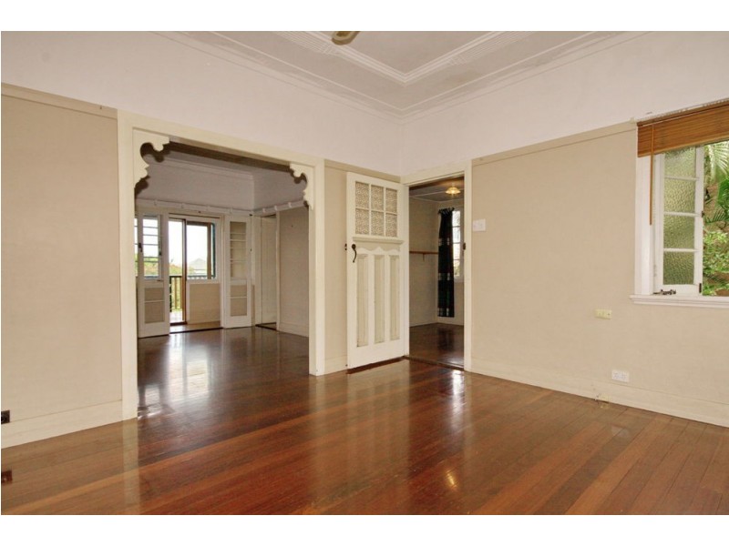 96 Ernest Street, Manly QLD 4179