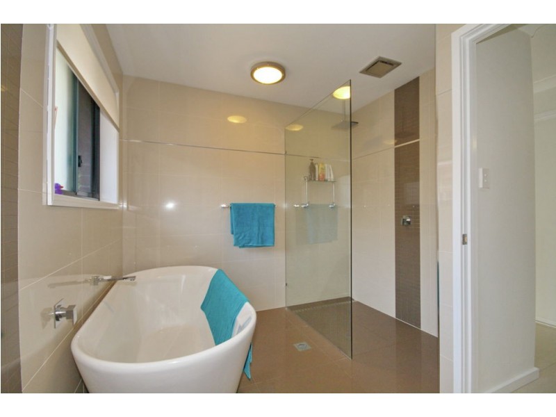 1 Mulder Street, Manly West QLD 4179