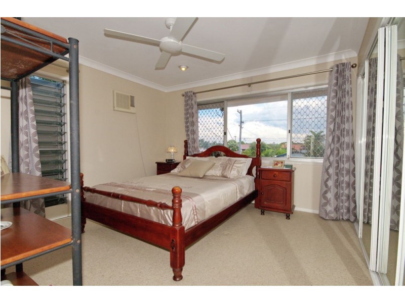 78 Regent Street, Wynnum West QLD 4178