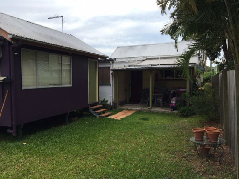 42 Orallo St, Lota QLD 4179