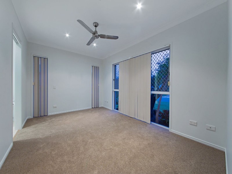 12 Tallis St, Wakerley QLD 4154