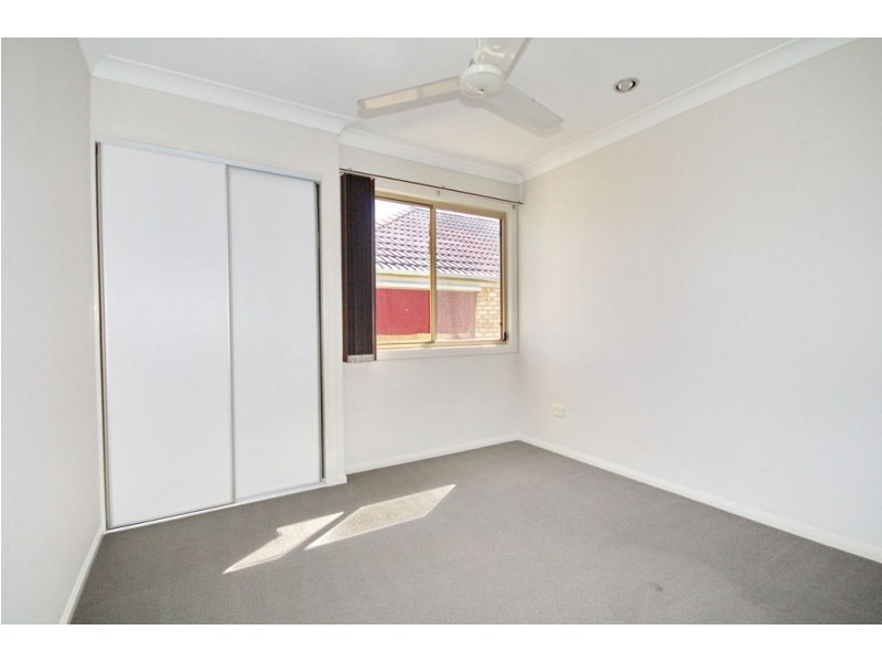 801 Esplanade Lota, Lota QLD 4179