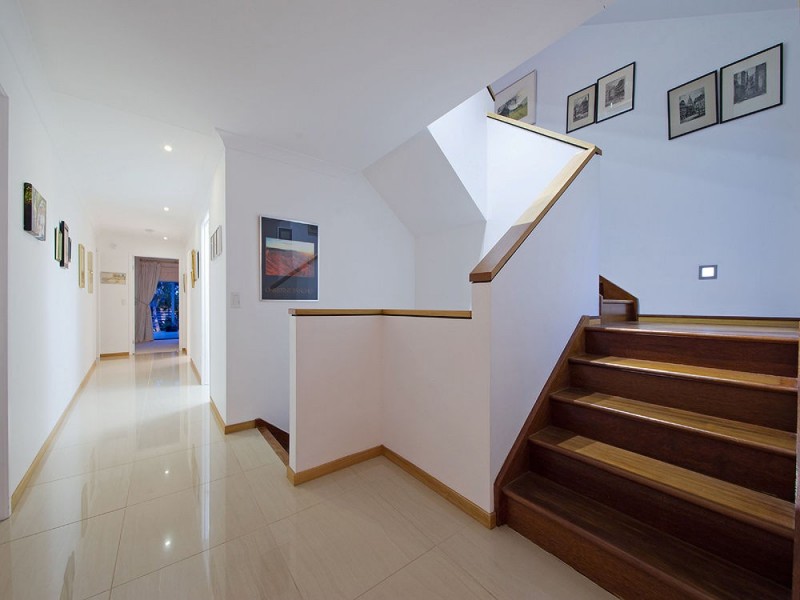 52 Southwick Street, Wynnum QLD 4178