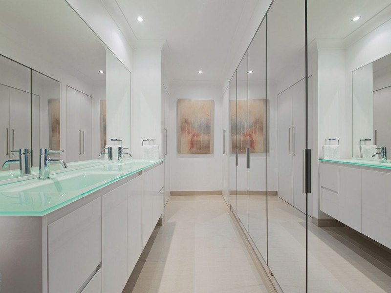 52 Southwick Street, Wynnum QLD 4178