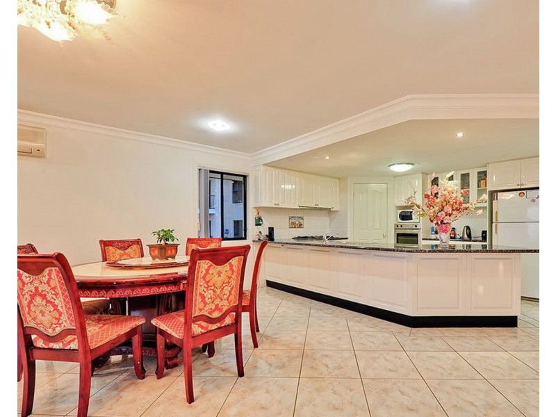 27 Saunders Place, Wynnum QLD 4178