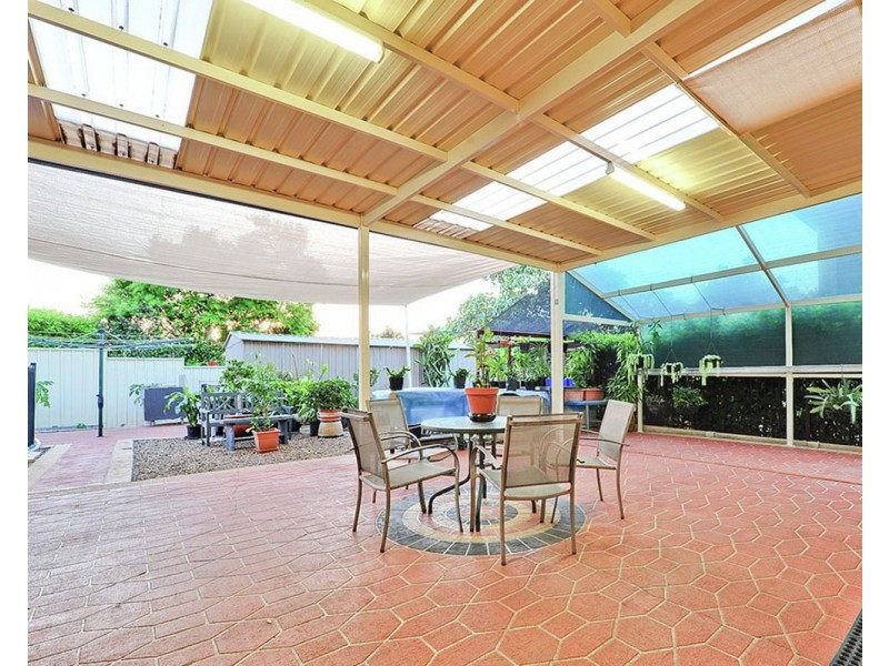 27 Saunders Place, Wynnum QLD 4178