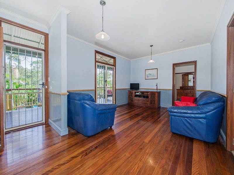 4 Elisha Close, Carina Heights QLD 4152