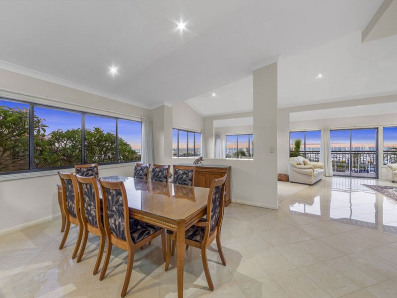 533 Royal Esplanade, Manly QLD 4179