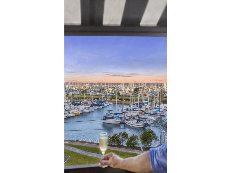 533 Royal Esplanade, Manly QLD 4179