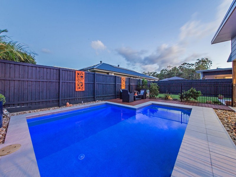 83 Feathertail Place, Wakerley QLD 4154