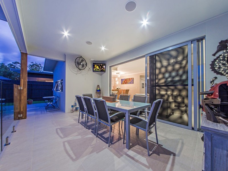 83 Feathertail Place, Wakerley QLD 4154