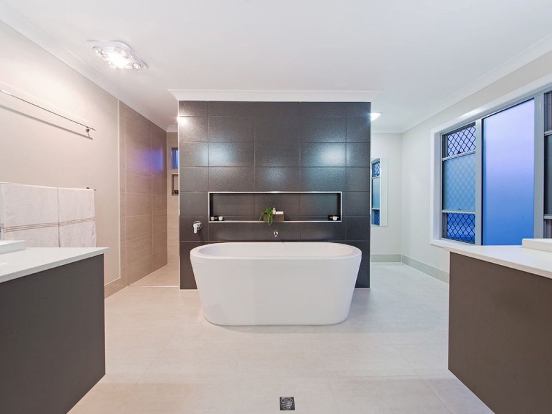 83 Feathertail Place, Wakerley QLD 4154