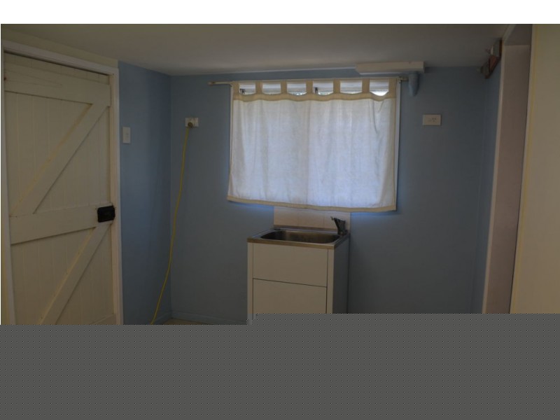 33 Moreton Avenue, Wynnum QLD 4178