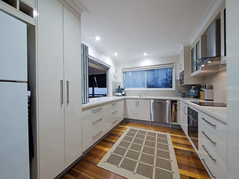 101 Picton Parade, Wynnum QLD 4178