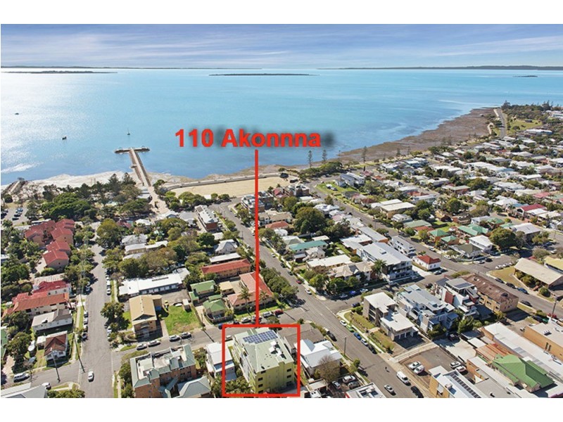 110 Akonna St, Wynnum QLD 4178