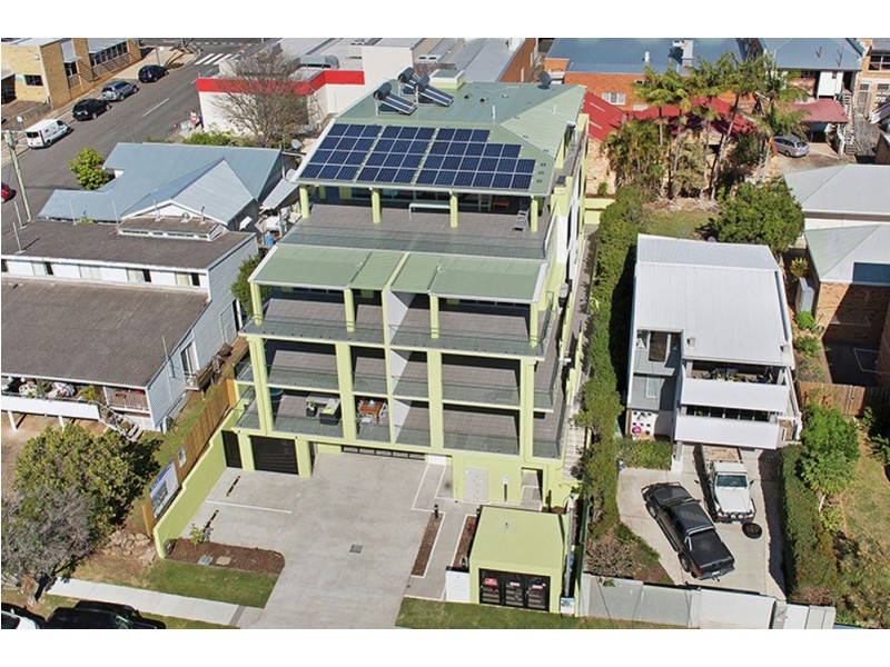 110 Akonna St, Wynnum QLD 4178